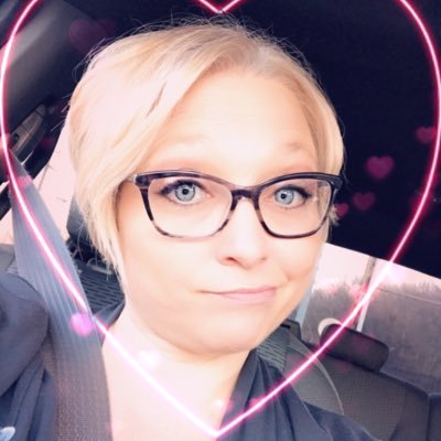 Profile Picture of Carrie Evans (@carrieevans1977) on Twitter