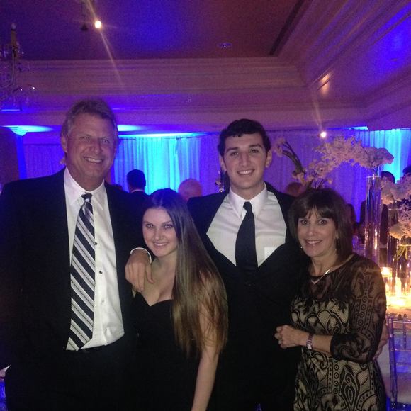 Profile Picture of Debbie Blumhardt (@d_blumhardt) on Poshmark