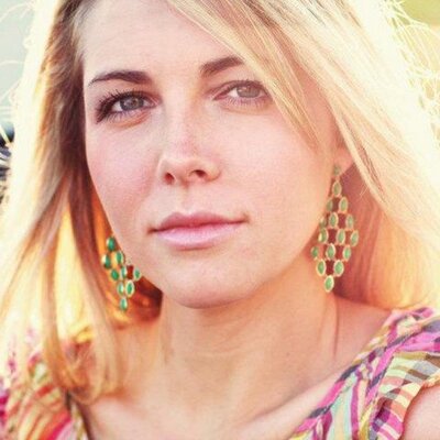 Profile Picture of Amanda Francis (@amandabarkhurst) on Twitter