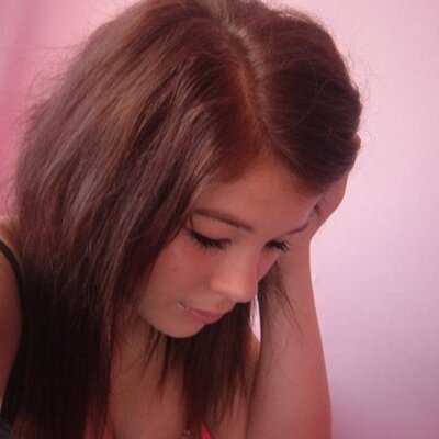 Profile Picture of Amber Wakefield (@AmberLouiseRose) on Twitter