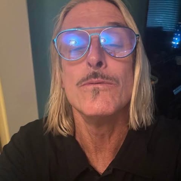 Edward Gable - Poshmark Profile Picture of Edward Gable (@edwardgable) on Poshmark