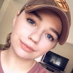 Profile Picture of Ashlee jezwinski (@ashleejezwinski) on Instagram