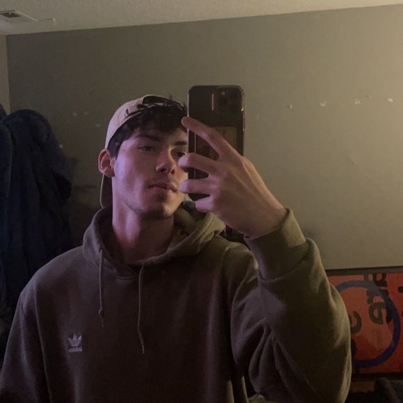Profile Picture of Garrett Hobbs (@garretthobbssss) on Poshmark