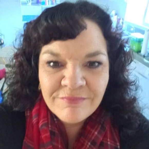 Paula Wallis-parish - Poshmark Profile Picture of Paula Wallis-parish (@pparish69) on Poshmark