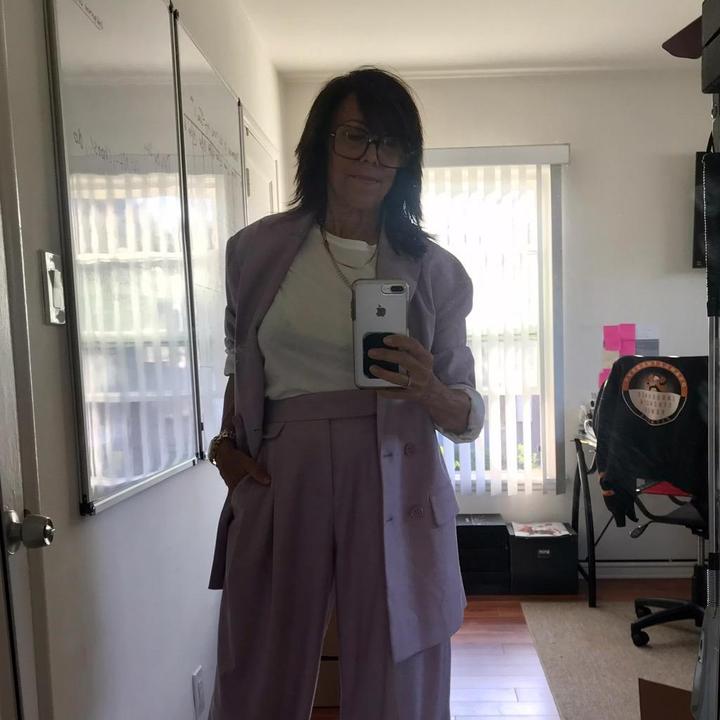 Profile Picture of Lisa Cera (@lisacstyles) on Tiktok