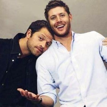 Profile Picture of Helen ❤ Dean&Castiel (@macsgal2) on Twitter