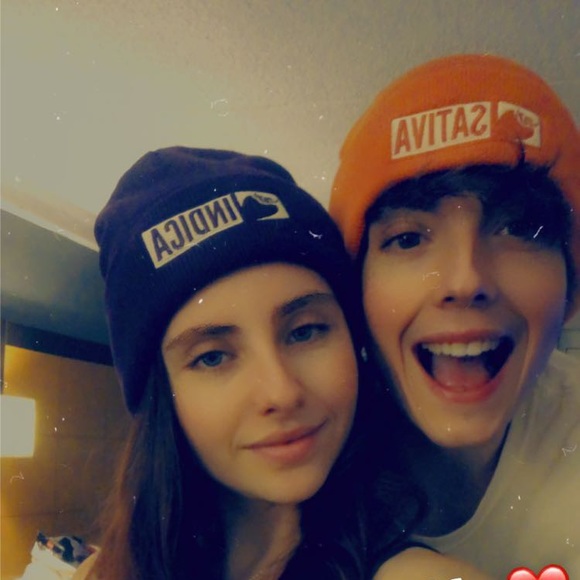 Profile Picture of Lynsi Brasken (@lyn_brasken5) on Poshmark