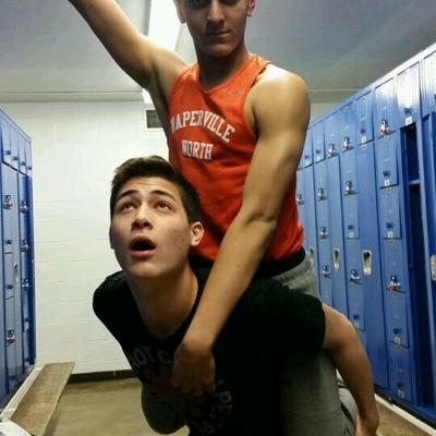 Profile Picture of Jeremy Tang (@MrDrSirManGuy) on Twitter