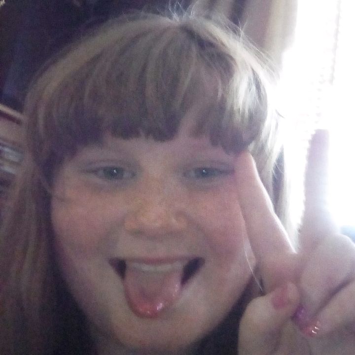 Profile Picture of devonsimmons (@devonsofiasim) on Tiktok