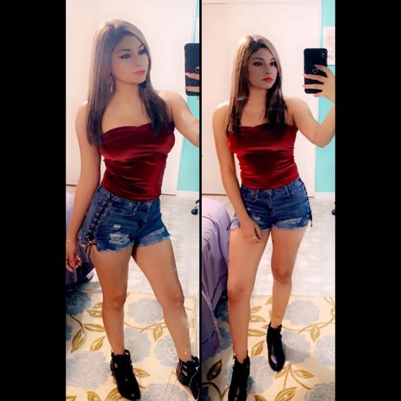 Selenia Barrera - Poshmark Profile Picture of Selenia Barrera (@seleniab) on Poshmark