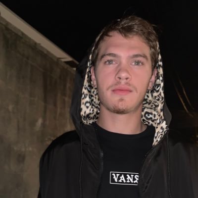 Profile Picture of BlahBlahBlah (@Amoyer_24) on Twitter