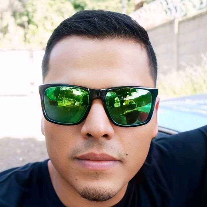 Profile Picture of Michael Bono (@michael_bono) on Tiktok