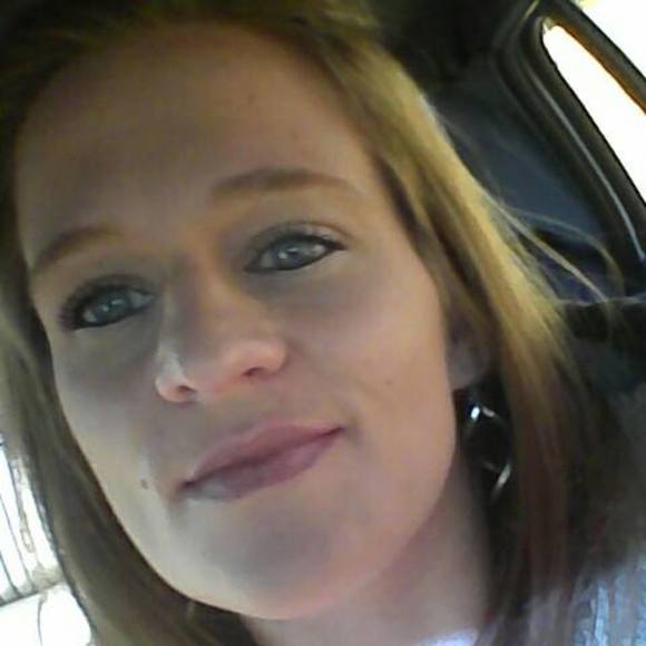 Profile Picture of Shelly Strickland (@justme5150) on Poshmark