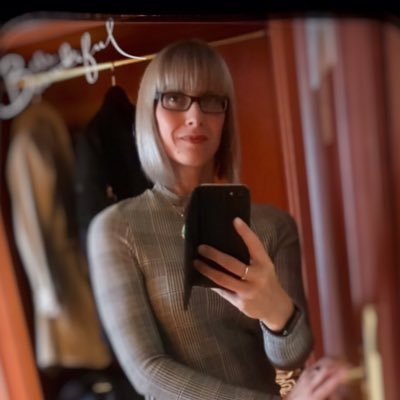 Profile Picture of Heidi Wilhelm (@heidi_wilhelm) on Twitter