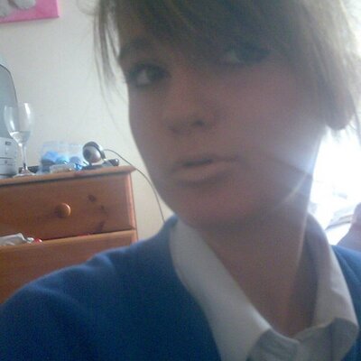 Profile Picture of Chrissy Bradshaw (@ChrissySarah) on Twitter