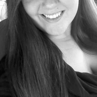 Profile Picture of Ashlee Huff (@ashbhuff) on Twitter