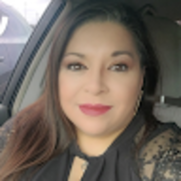 Profile Picture of Jackie Mattox (@mattoxjackie) on Poshmark