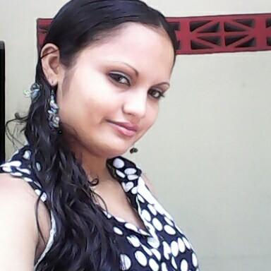 Profile Picture of Julia Mejia (@JeannetteMonte2) on Twitter