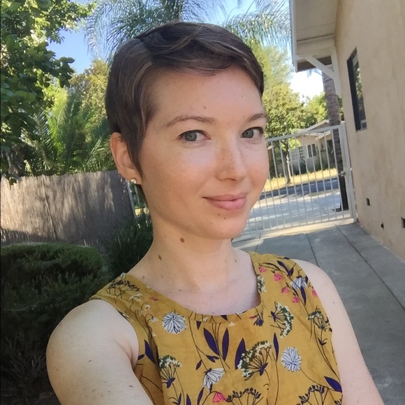 Profile Picture of Arielle Kilker (@ariellek1e) on Poshmark