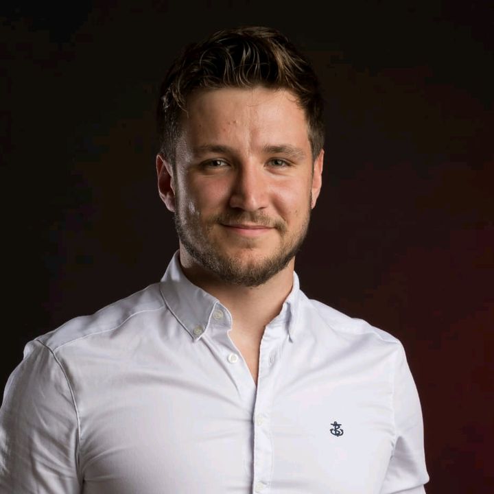 Profile Picture of aaronhird (@hirdaaron) on Tiktok