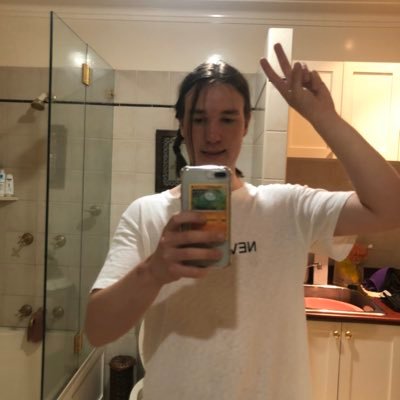 Profile Picture of Grass-fed Fred (@fred_roberts99) on Twitter
