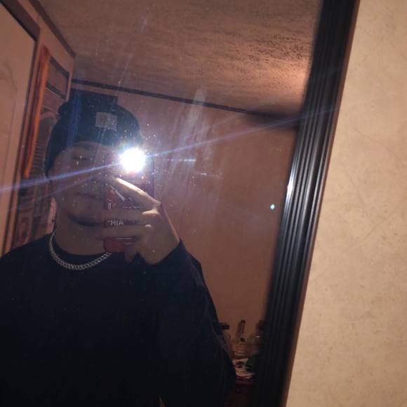 Profile Picture of Jimmy Franklin (@jimmy_franklin) on Poshmark