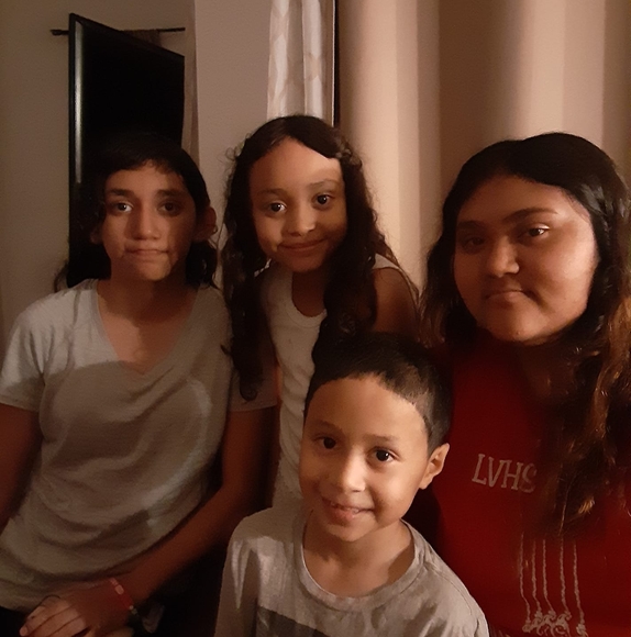 Profile Picture of Isabel Pastrana (@isabelpastrana) on Poshmark