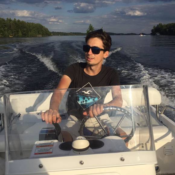 Profile Picture of Matthew Dasilva (@matthew_dasilva) on Poshmark