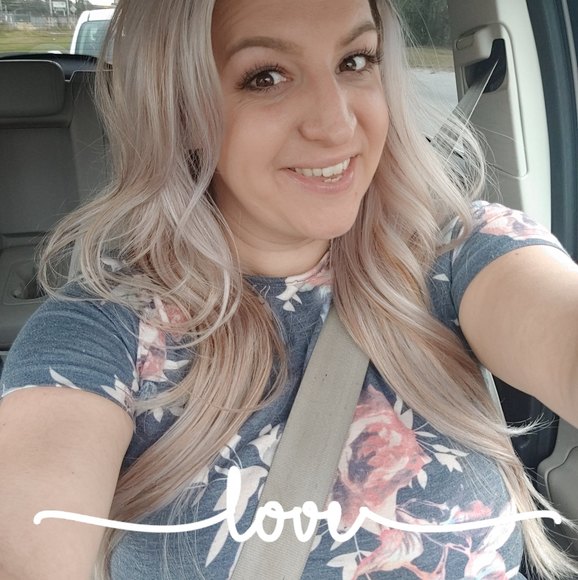 Profile Picture of Rachael Rachael (@rachaelracha568) on Poshmark