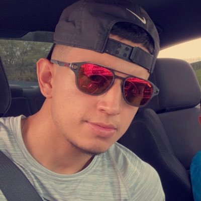 Profile Picture of Adrian Ramirez (@adrian_rmz4) on Twitter