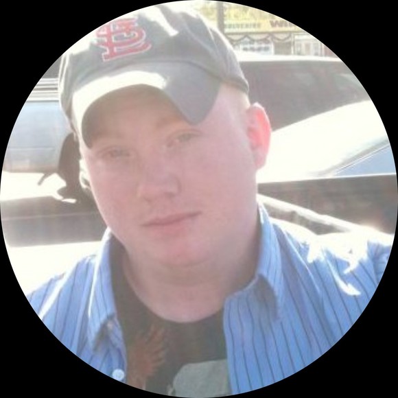 Profile Picture of Josh Gregory (@isotrading573) on Poshmark