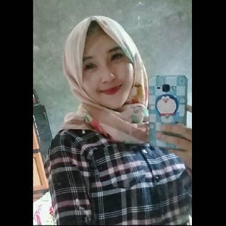Profile Picture of Anisa Shoop (@anisa.shoop.52) on Facebook