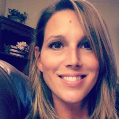 Profile Picture of Lori Render (@Lori_Render) on Twitter