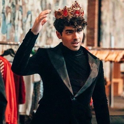 Profile Picture of Lucy (@BlairJonas5) on Twitter