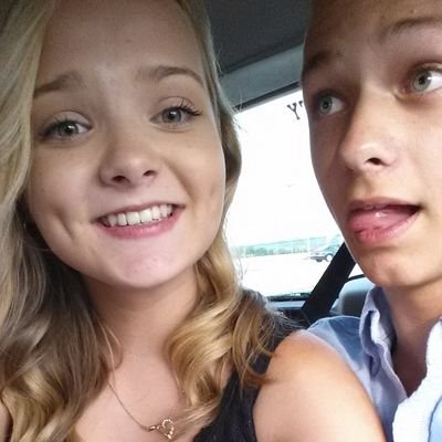 Profile Picture of Charlie Holifield° (@holifield_sch) on Twitter