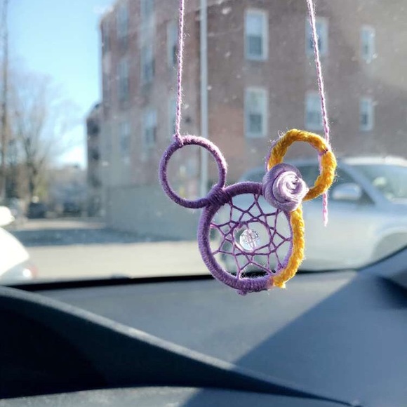 Profile Picture of Alex Flynn (@aflynn013) on Poshmark