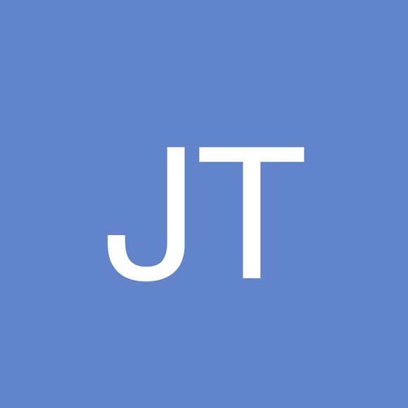 Profile Picture of Jessica Tsai (@loveinmusic) on Poshmark