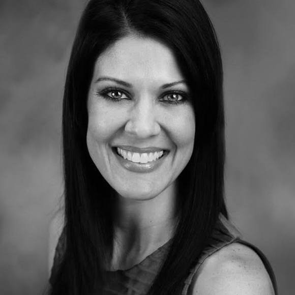 Profile Picture of Danielle Vaccaro (@dvaccaro01) on Poshmark