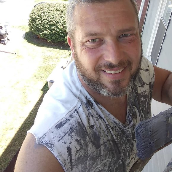 Profile Picture of James Amick (@amickjames78) on Poshmark