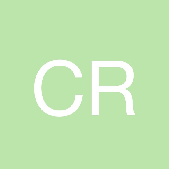 Profile Picture of Christina Reeber (@creeber100) on Poshmark
