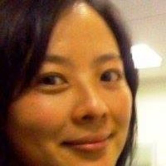 Profile Picture of Cindy Xia (@cindyxia) on Poshmark