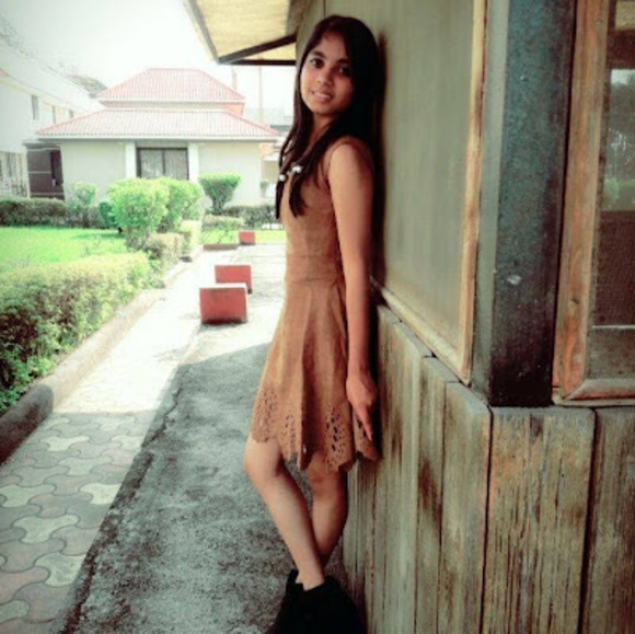 Profile Picture of Hetvi Patel (@hetvi6145) on Poshmark