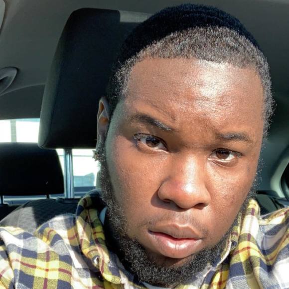 Profile Picture of Daniel Whyte (@readyruger) on Poshmark