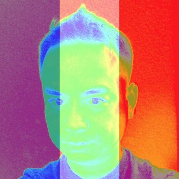 Profile Picture of Tony Hoang (@tony_hoang) on Poshmark