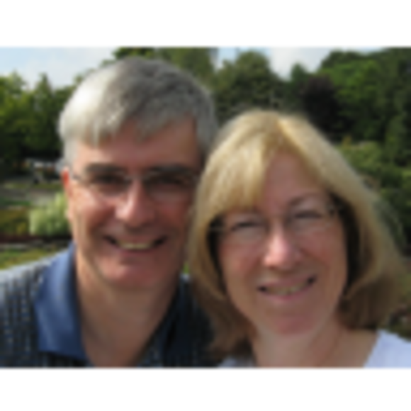 Profile Picture of Linda Jarvie (@jarviefamily) on Poshmark