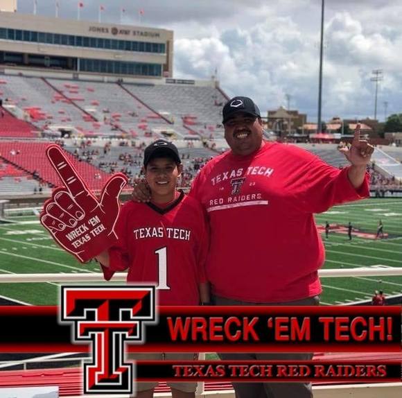 Profile Picture of Julio Rascon (@juliorascon) on Poshmark