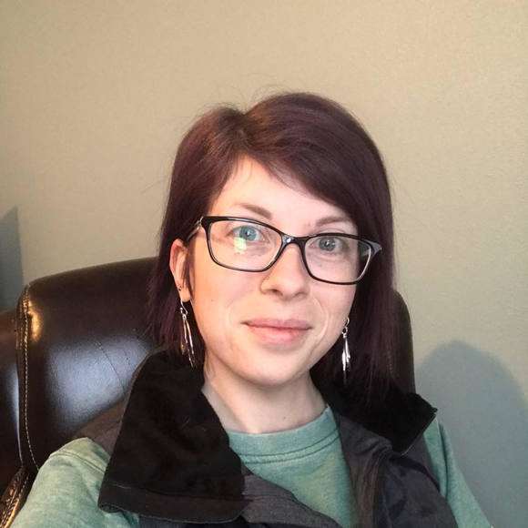 Profile Picture of Sami Fausch (@samifausch) on Poshmark