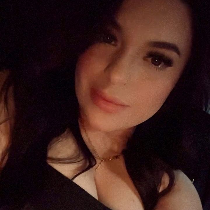 Profile Picture of Cassandra 🤍 (@xoxocasssandraa) on Tiktok