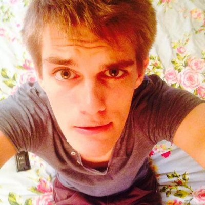Profile Picture of Calvin Ward (@Claveen91) on Twitter