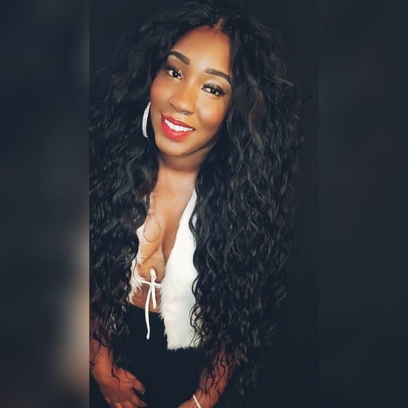 Profile Picture of Monroe Addy (@addy_monroe) on Poshmark